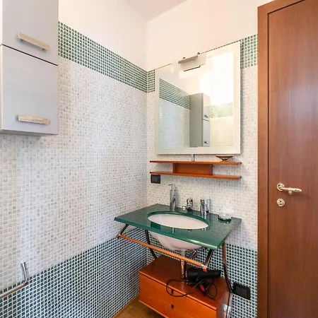Apartamento Belvilla By Oyo Casa Cristina Centro 4 Meina